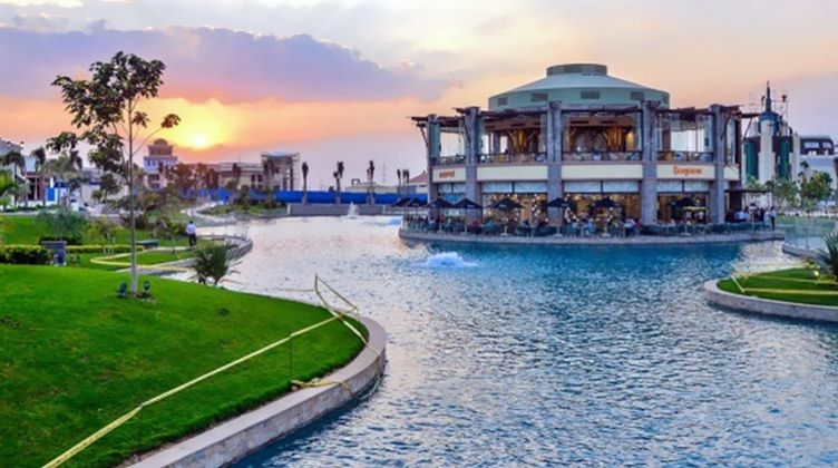Modern Egypt – Open Air Mall